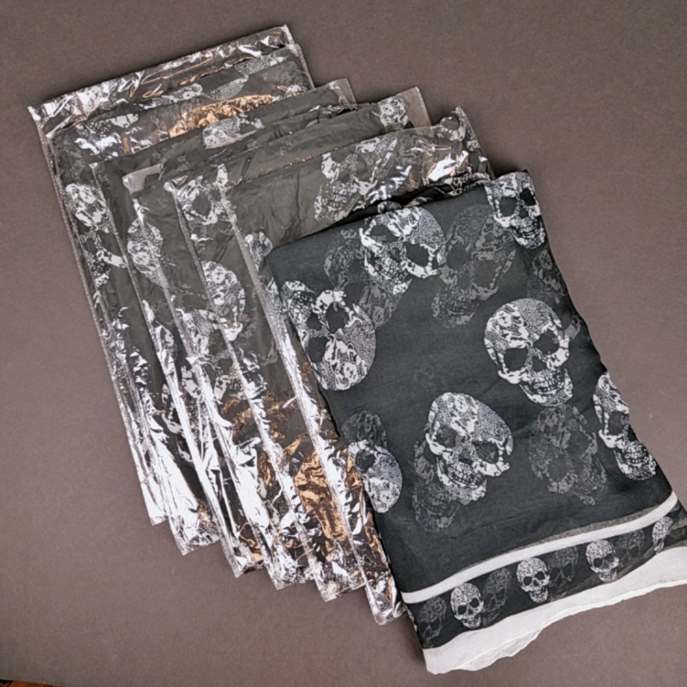 RESELLERS SPECIAL 7-pieces Skull Scarf - Picture 9 of 9